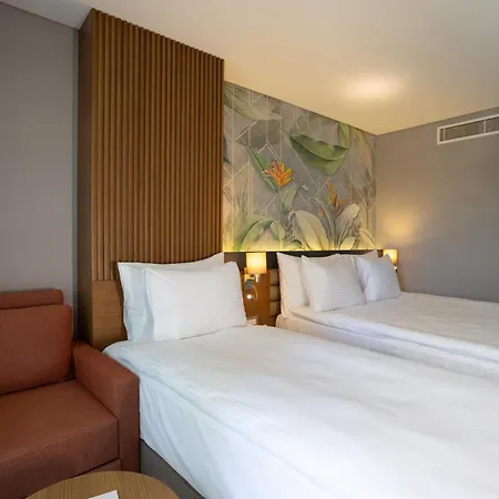 Otel Boyalık Palms