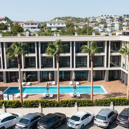 Otel Boyalık Palms
